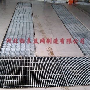 洗車用鋼格板具體有什么優(yōu)點呢？